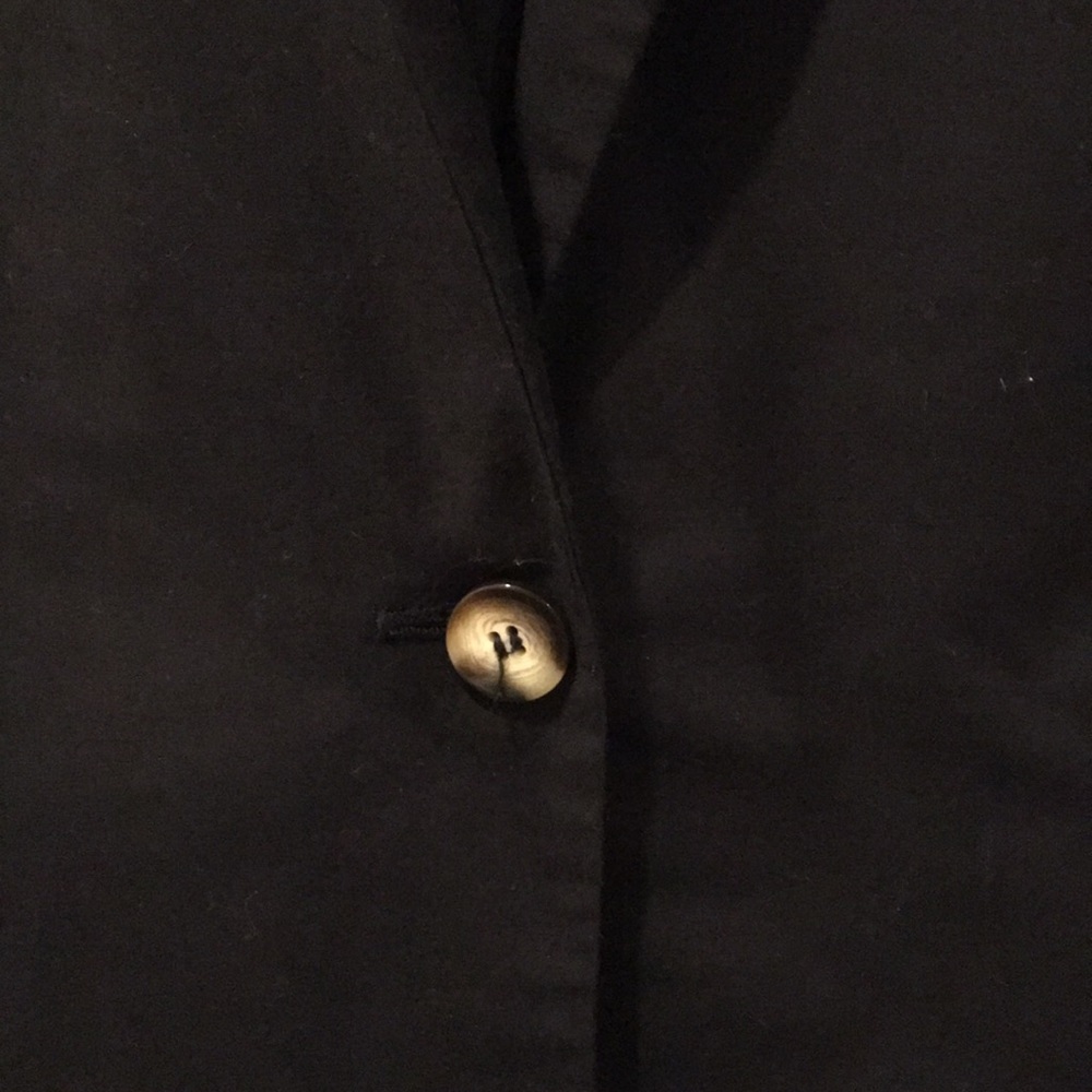 Blazer - Picture 3 of 6